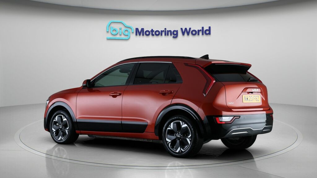 Kia Niro 3 Orange #5