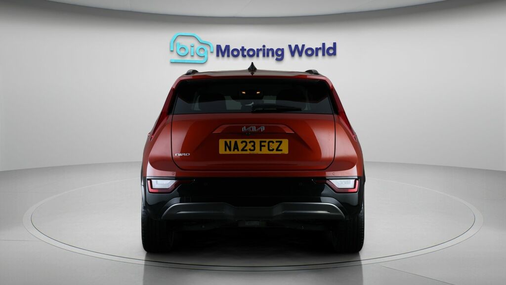 Kia Niro 3 Orange #6