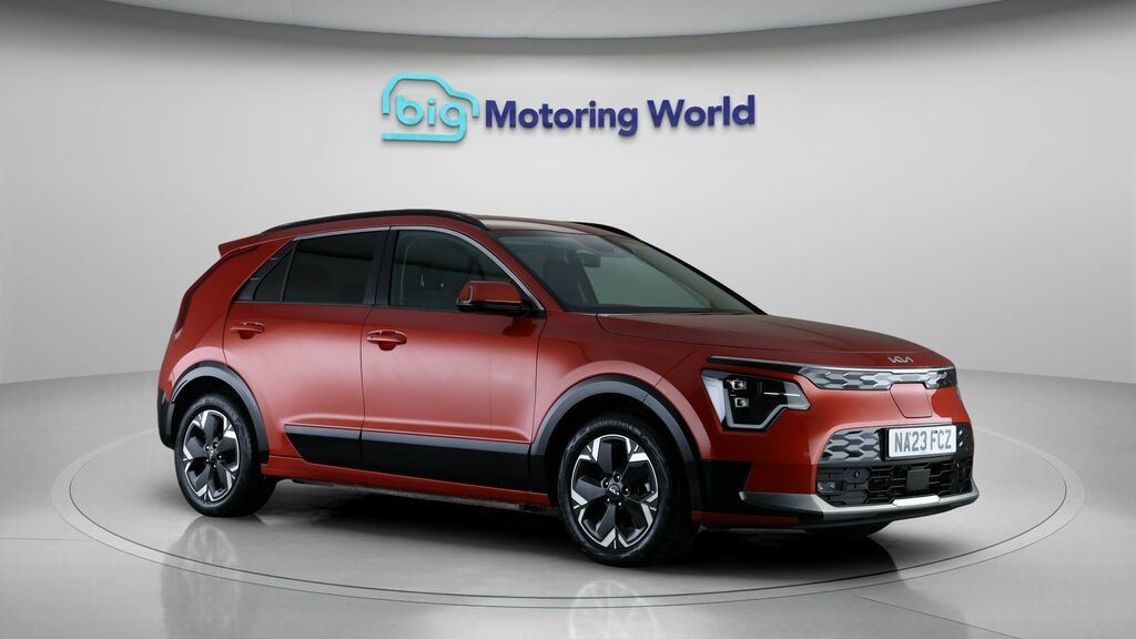 Kia Niro 3 Orange