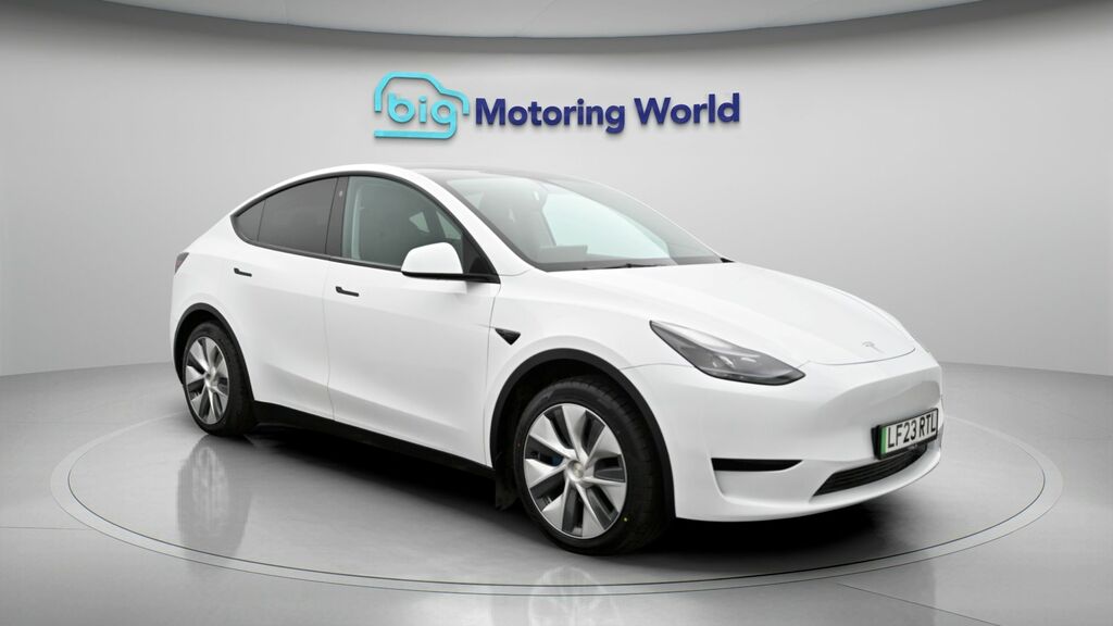 Tesla Model Y Y Model Y Rwd White