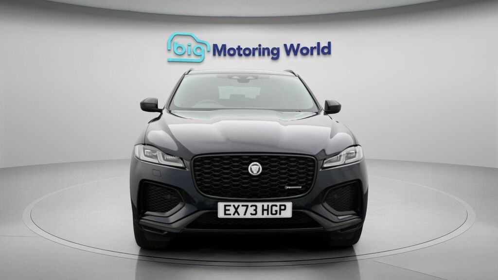 Jaguar F-Pace R-dynamic Hse Black Blue #2