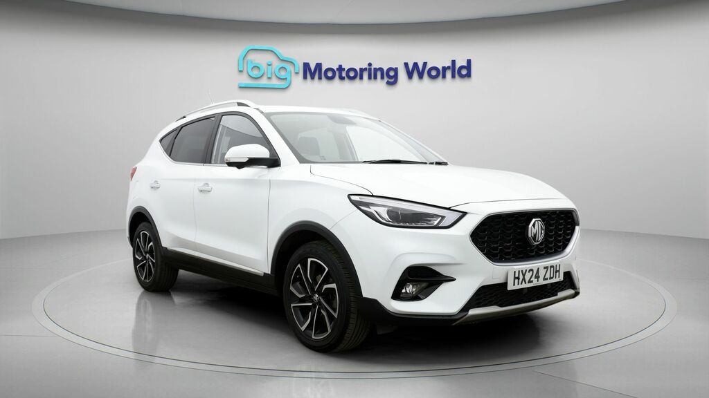MG ZS Exclusive White