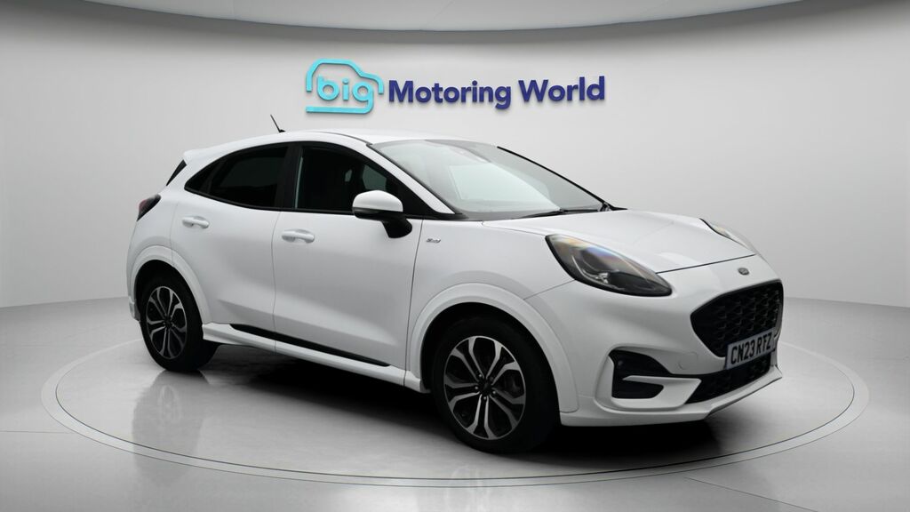 Ford Puma St-line White