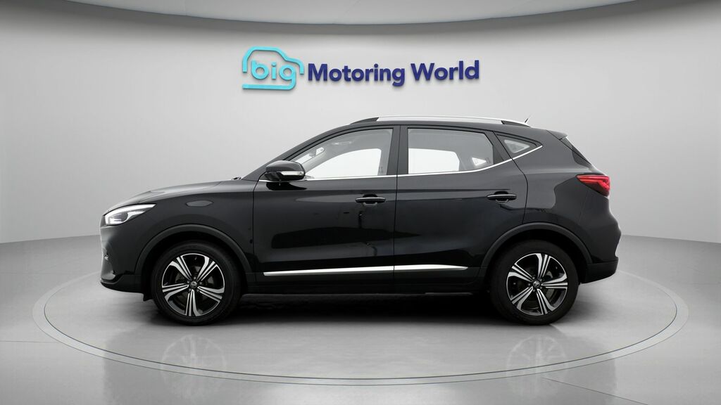 MG ZS Excite Black #4