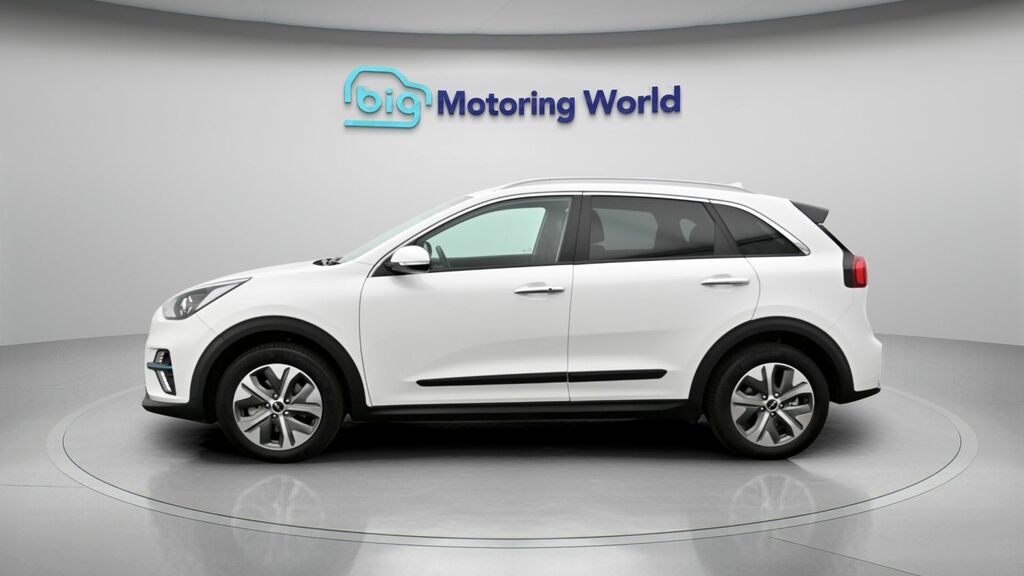 Kia Niro 3 White #4