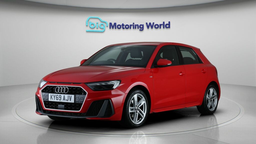 Audi A1 S Line KY69AJV Red #3