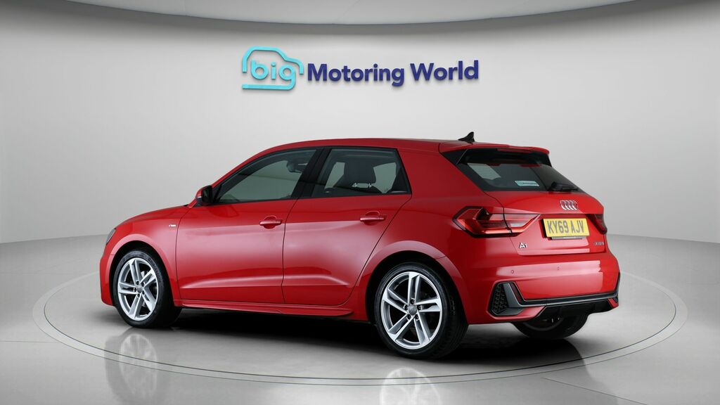 Audi A1 S Line KY69AJV Red #5