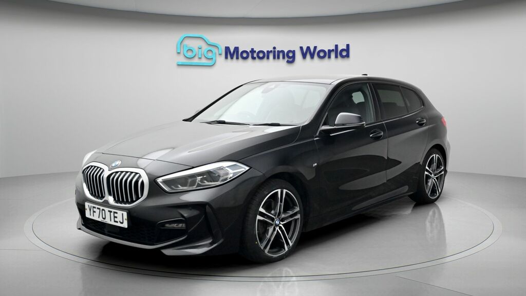 BMW 1 Series M Sport Black #3
