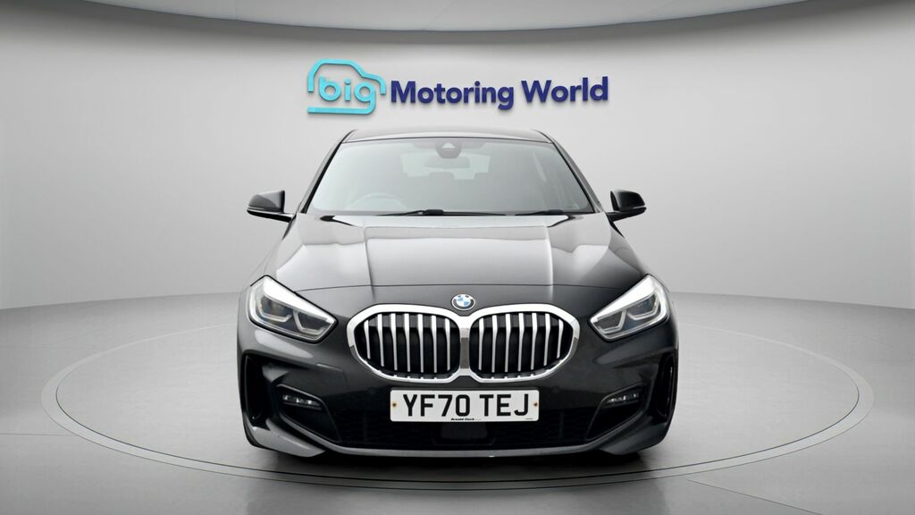BMW 1 Series M Sport Black #2
