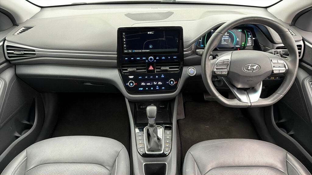 Hyundai Ioniq Hatchback White #12