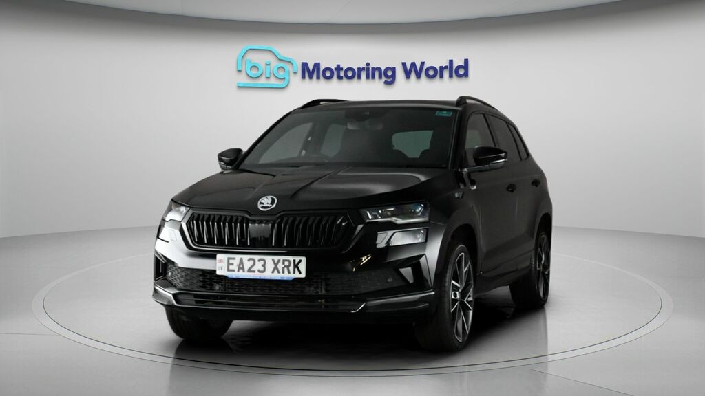 Skoda Karoq Sportline Black #3