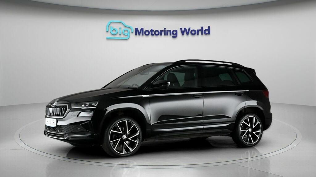 Skoda Karoq Sportline Black #4