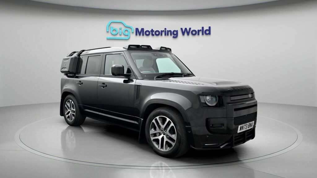 Land Rover Defender 110 Xs Edition Black