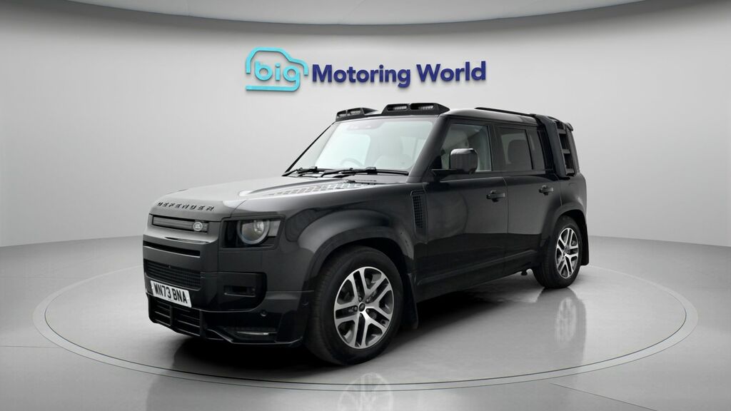 Land Rover Defender 110 Xs Edition Black #3