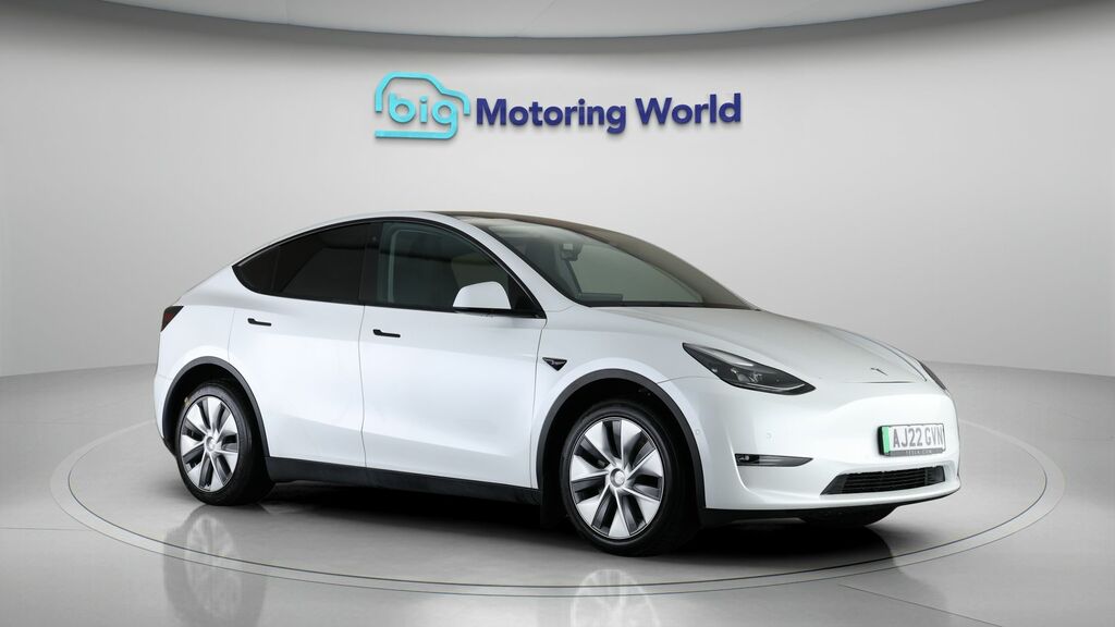 Tesla Model Y Long Range White