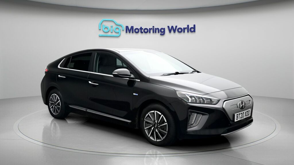 Hyundai Ioniq Premium Se Black