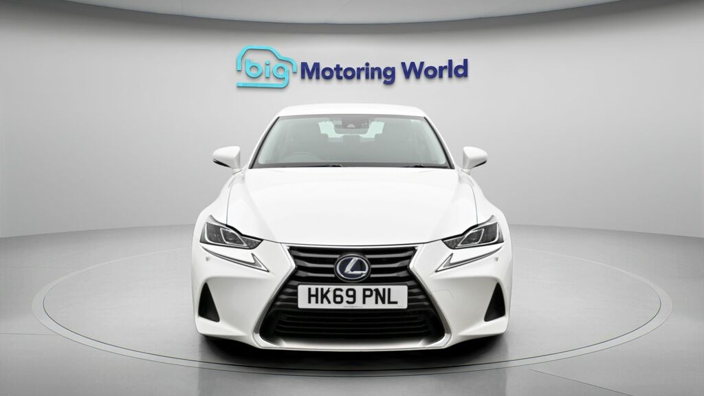 Lexus IS Is 300H Cvt White #2
