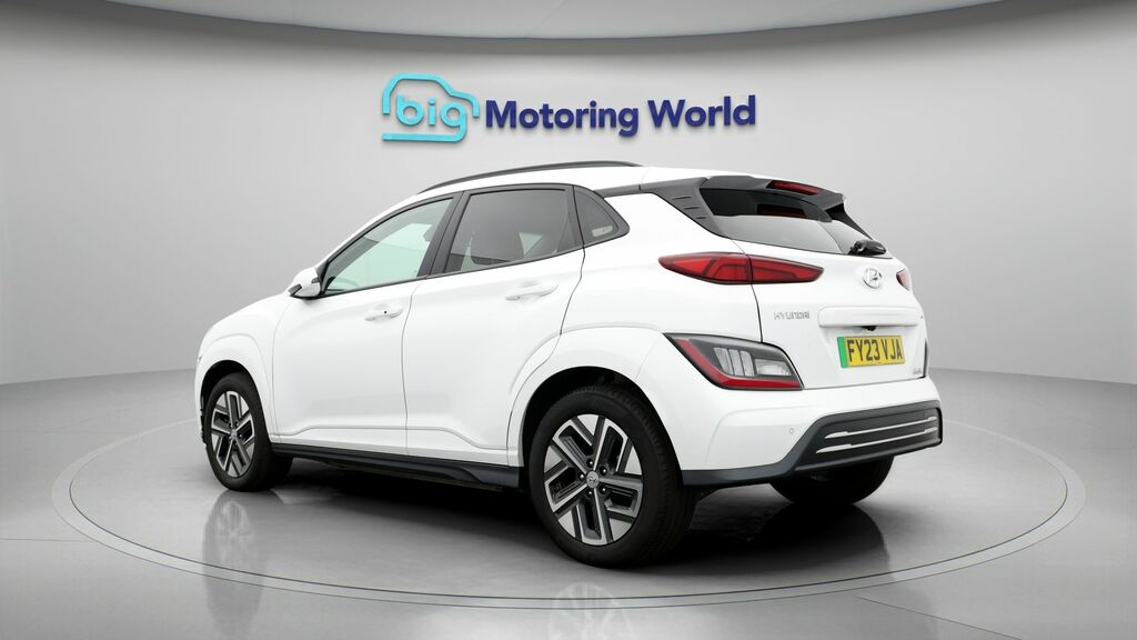 Hyundai Kona Premium FY23VJA White #5