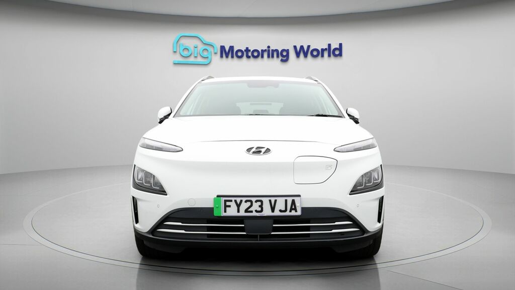 Hyundai Kona Premium FY23VJA White #2