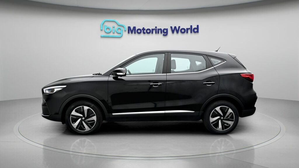 MG ZS Se Long Range LA23GVF Black #4