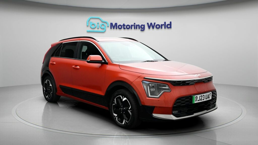 Kia Niro 4 Orange