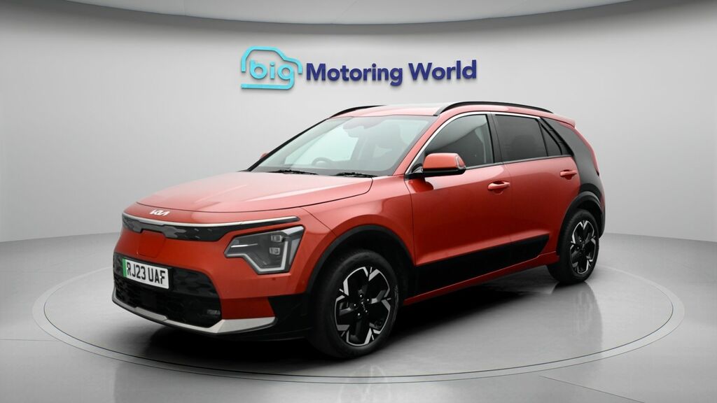 Kia Niro 4 Orange #3