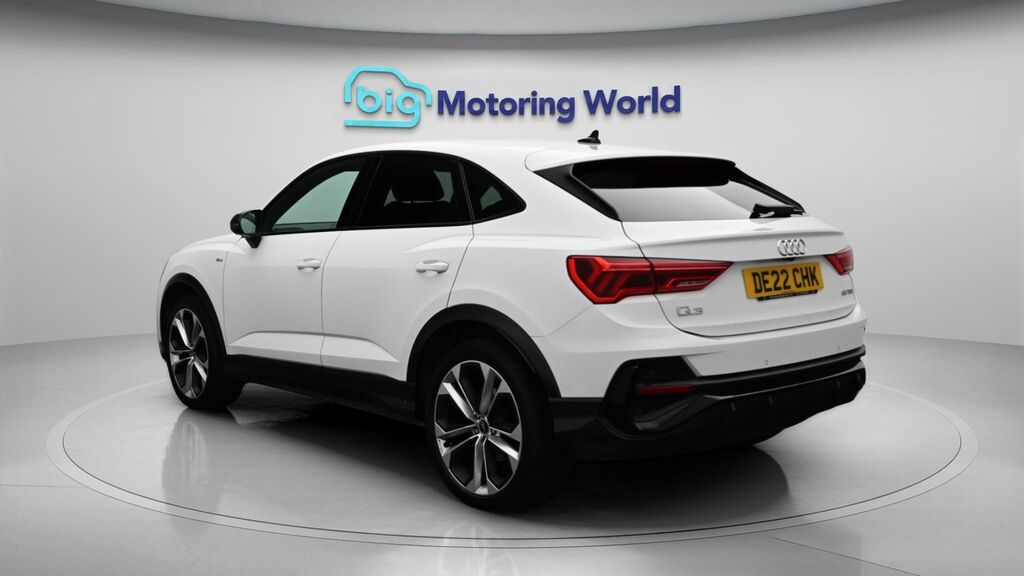 Audi Q3 Black Edition DE22CHK White #5