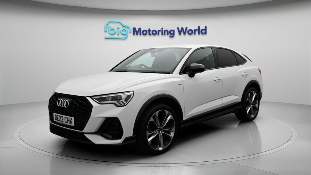 Audi Q3 Black Edition DE22CHK White #3