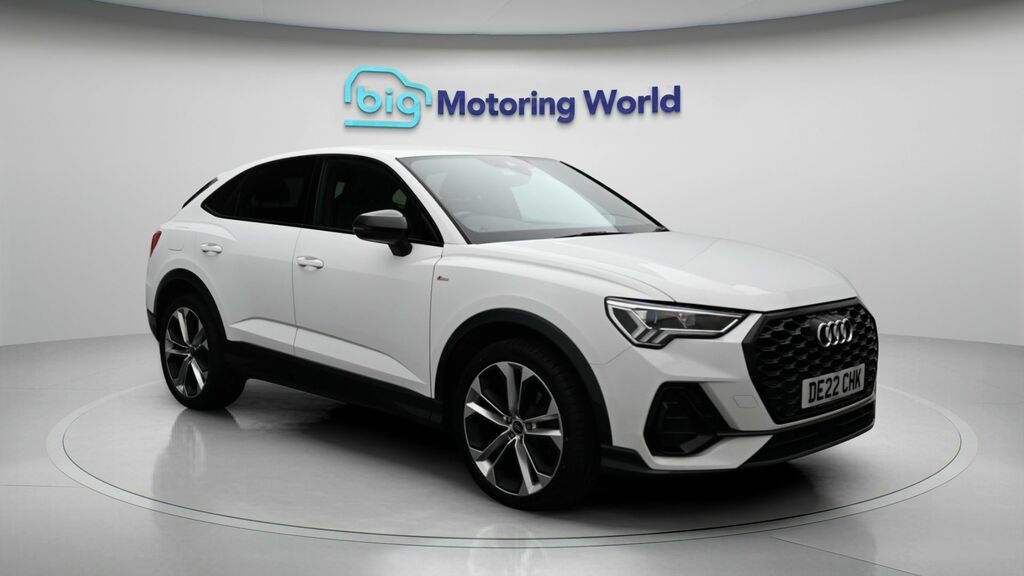Audi Q3 Black Edition White
