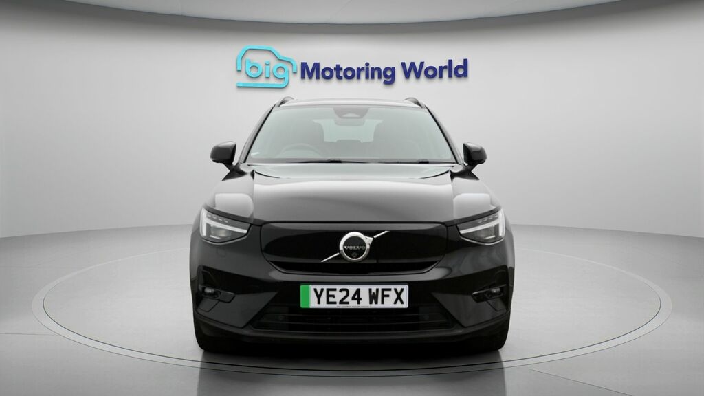 Volvo XC40 Ultimate YE24WFX Black #2