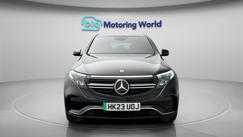 Mercedes-Benz EQC Amg Line Black #2