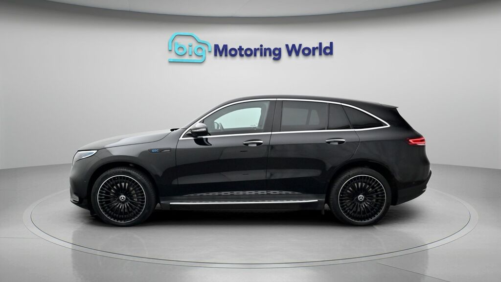 Mercedes-Benz EQC Amg Line Black #4