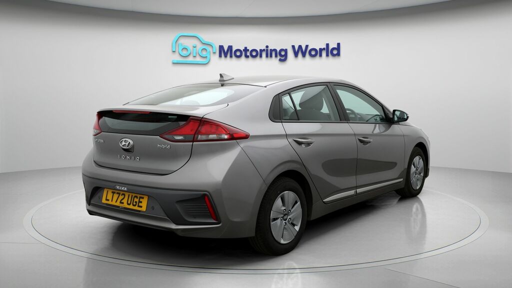 Hyundai Ioniq Hatchback Blue #7