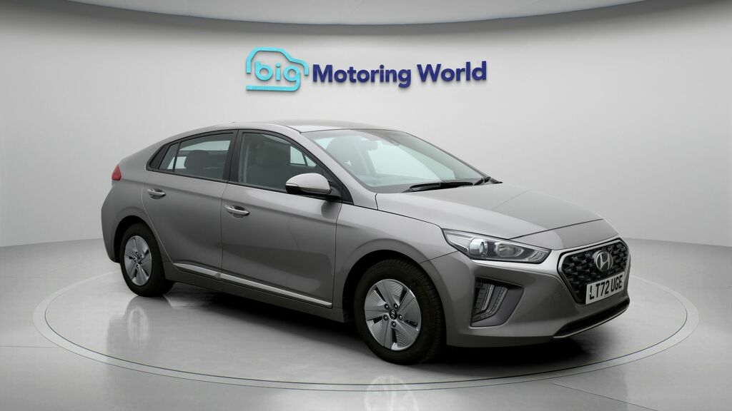 Hyundai Ioniq Se Connect Grey