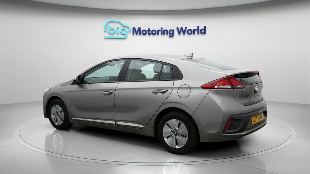 Hyundai Ioniq Se Connect Grey #5