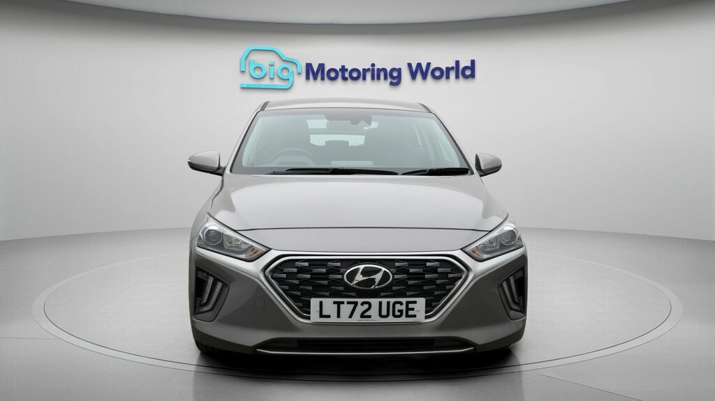Hyundai Ioniq Se Connect Grey #2