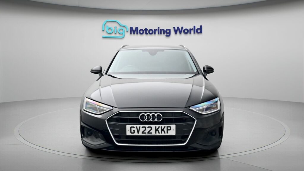 Audi A4 Avant Technik Black #2