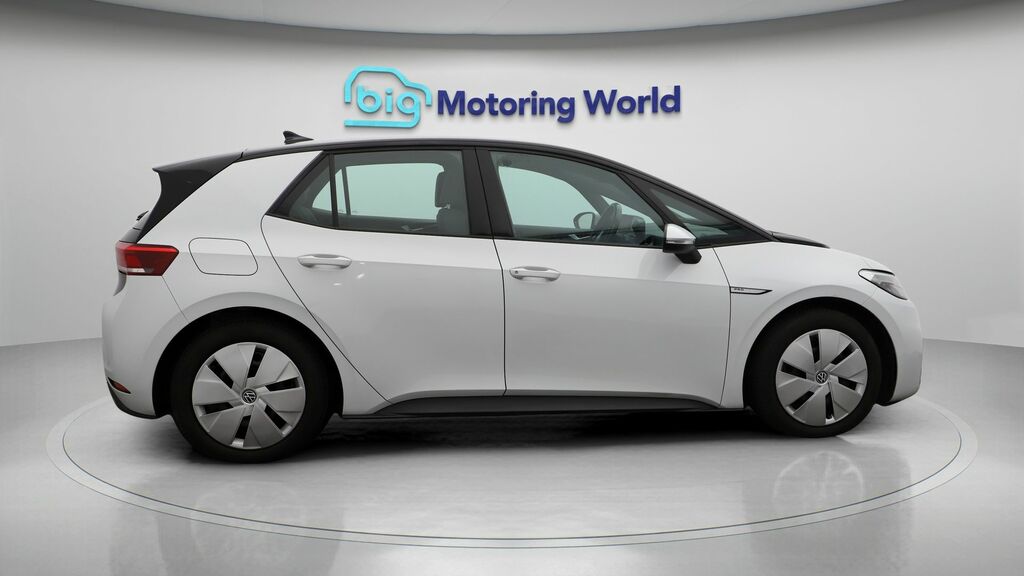 Volkswagen ID.3 Pro Performance 58Kwh Life Hatchback Grey #8