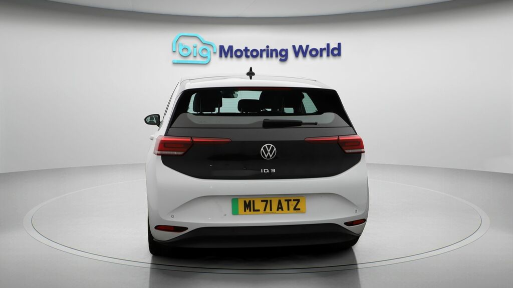 Volkswagen ID.3 Life White #6