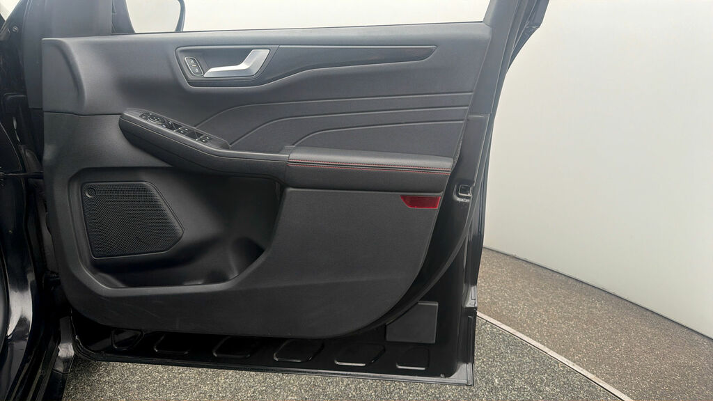 Ford Kuga St-line Black #6