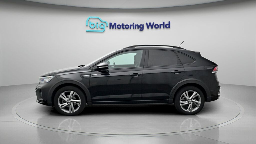 Volkswagen Taigo R-line Black #4