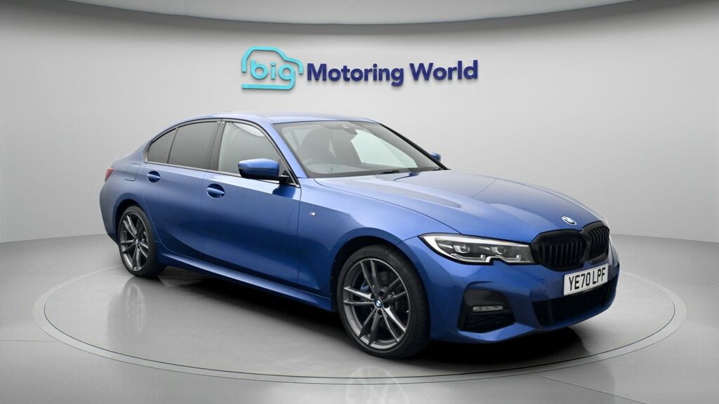 BMW 3 Series M Sport YE70LPF Blue