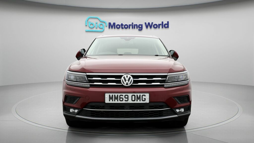 Volkswagen Tiguan Allspace Sel Red #2