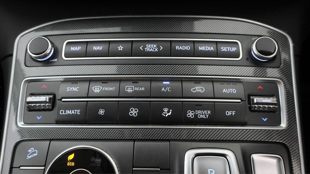 Hyundai Santa Fe Ultimate #11