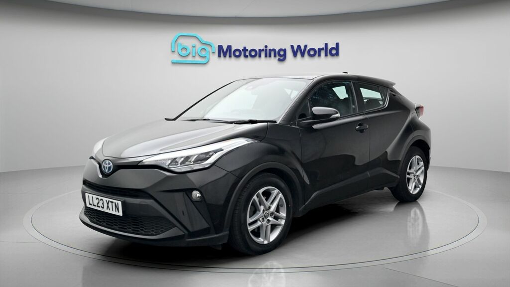 Toyota C-Hr Icon LL23XTN Black #3