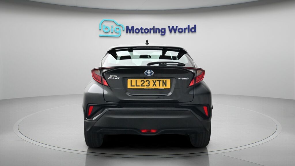 Toyota C-Hr Icon LL23XTN Black #6