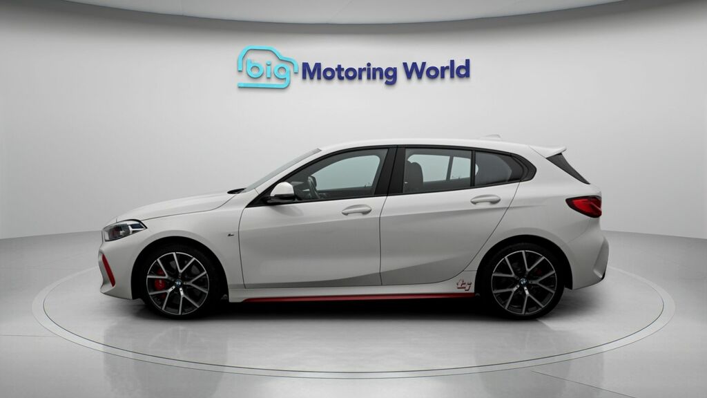 BMW 1 Series Auto White #4