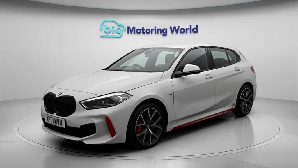 BMW 1 Series Auto White #3