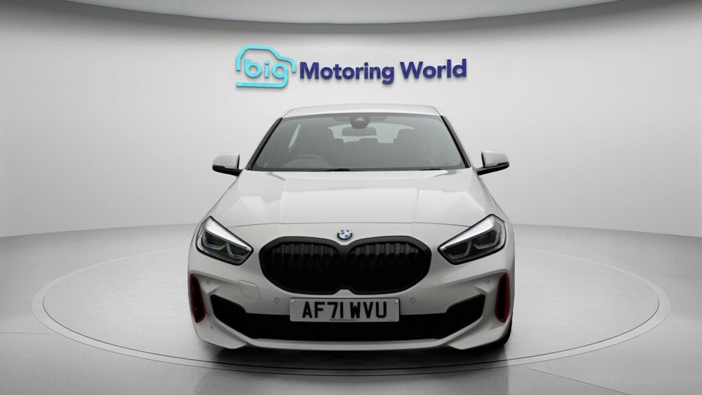BMW 1 Series Auto White #2