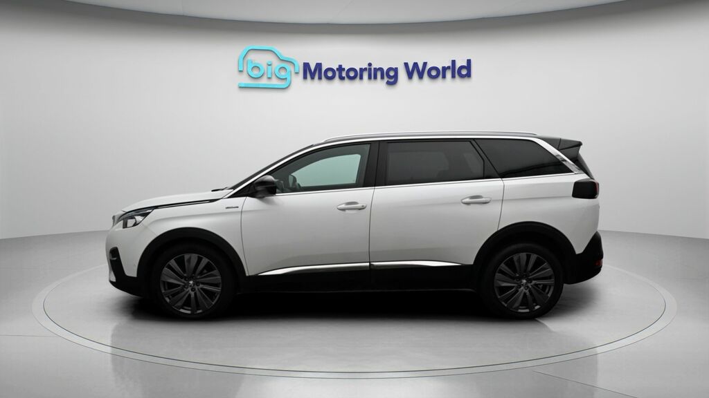 Peugeot 5008 Gt Line Premium White #4